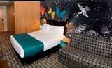 Holiday_Inn_Salisbury_Stonehenge_Superior_Room_with_Sofa.jpg