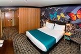 Holiday_Inn_Salisbury_Stonehenge_Accessable_Room.jpg